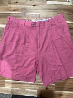 Bobby Jones Coral Pink Men’s Pleated Bermuda Shorts